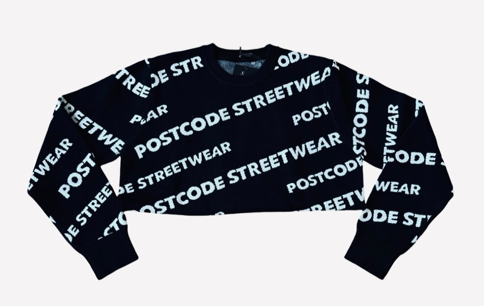 POSTCODE CREW NECK SWEATER BLACK